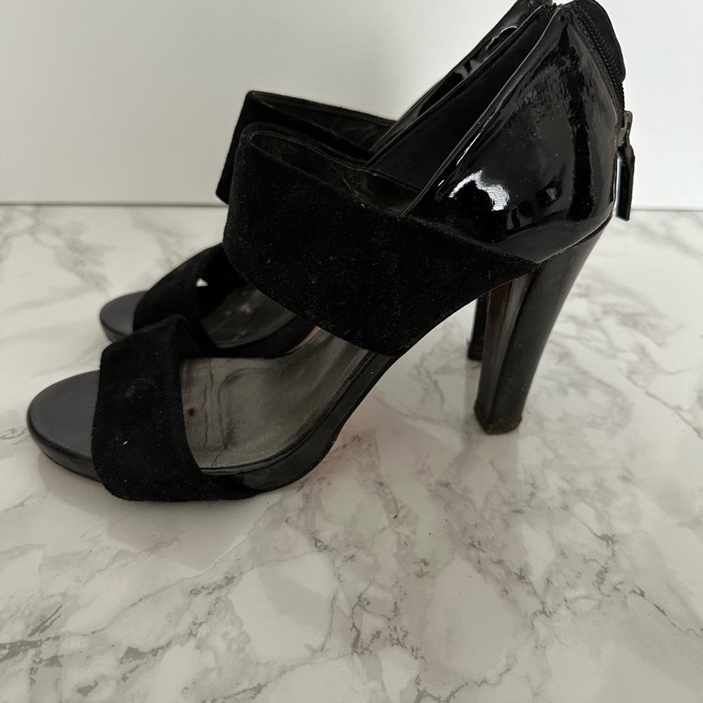 Black Talbots heels in size 6
